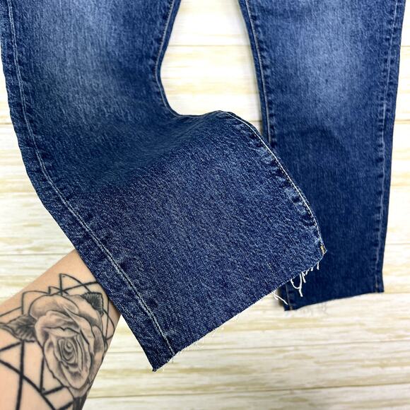 Good American NWT Good Classic Raw Hem High Rise Jeans - Picture 4 of 10